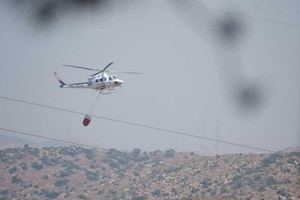 Reino Unido advierte a sus ciudadanos en Almería sobre el incendio