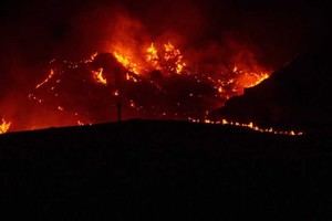 80 personas siguen confinadas en Lubrín por incendio en Almería