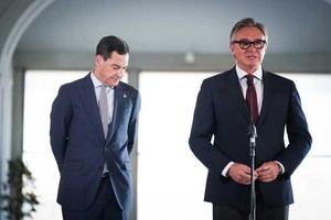 Gavira critica la visita de Moreno y Sánchez tras el incendio en Almería