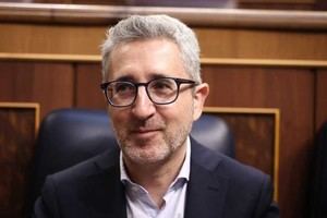 Gobierno enfrenta dos reveses en Pleno extraordinario del Congreso