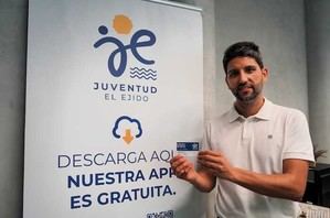 Más de 5.000 jóvenes en El Ejido ya tienen su carné joven municipal