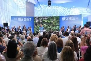 El PP inicia su campaña municipal en Santiago con el lema "Ganar, ganar, ganar"