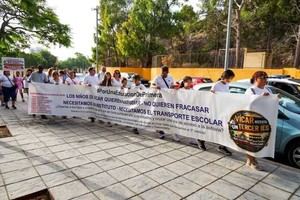 La Junta elimina una parada escolar en Vícar por su proximidad al instituto