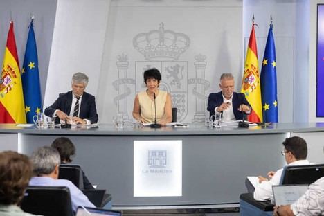 Gobierno establece 'mando único' en Ceuta para gestionar crisis migratoria