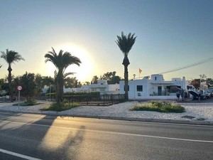 Villaricos presenta su nuevo bulevar y planea un paseo marítimo hacia Palomares y Vera