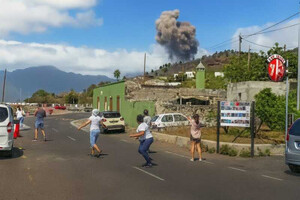 Critican la ausencia de conmemoración oficial por el quinto aniversario de la erupción en La Palma
