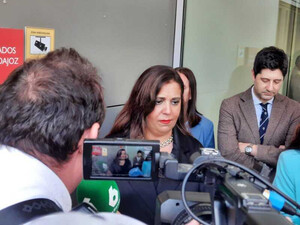 Juez cita a magistrada que investigó al hermano de Sánchez en el 'caso Leire Díez'
