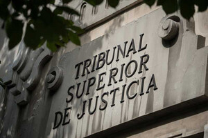Tribunal rechaza incapacidad permanente a directora de clínica estética con pérdida de visión