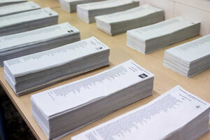 La Comisión de Venecia reclama criterios objetivos para asignar el voto exterior a circunscripciones