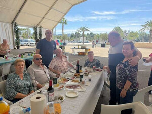 Huércal-Overa reúne a más de 30 asociaciones en torno a unas migas