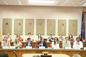 Solo diez diputados repiten en las listas de Frente Amplio; Urtasun es el único ministro