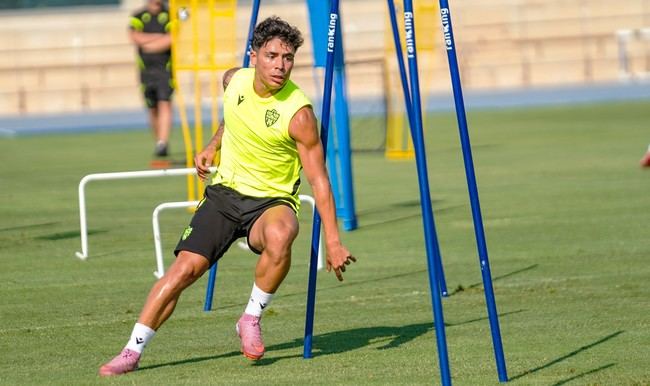 Almería se prepara para su debut liguero
