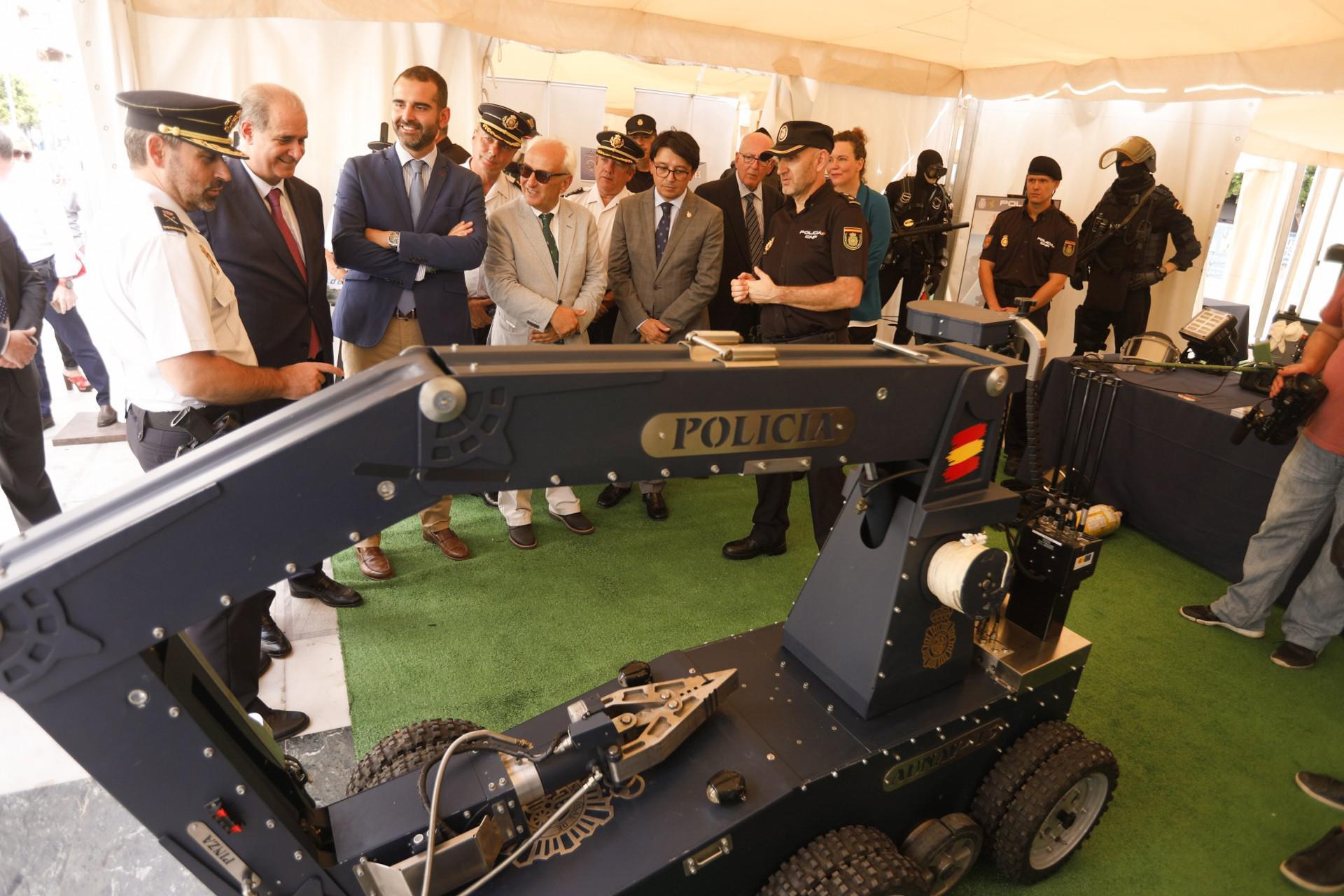 Almería es escenario de los actos del ‘Día de la Policía’