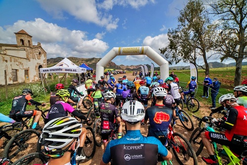 El ‘mountain bike’ conquista Cortijo del Fraile, las minas de Rodalquilar y Los Albaricoques