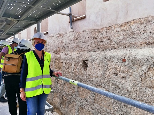 A buen ritmo la restauración de la Muralla Norte del Primer Recinto de la Alcazaba
