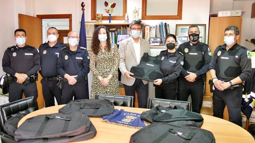 La Policía Local de Adra ya cuenta con chalecos antibalas
