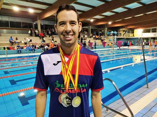 Carlos Tejada: 308 medallas en 18 años de nadador paralímpico