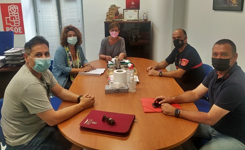 Valverde critica al alcalde por los turnos de los bomberos