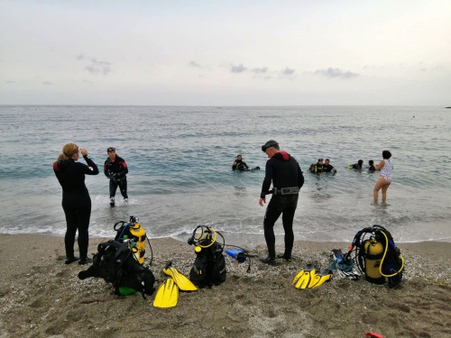 ‘Bautismo de buceo’ en Adra