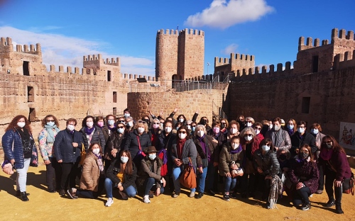 Abderitanas disfrutan de un viaje “con perspectiva de género” a Baños de la Encina