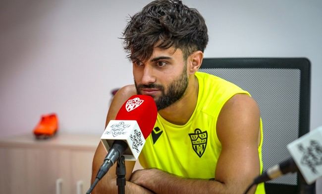 Unión y confianza, claves del Almería según Puigmal