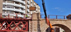 Llega la madera del futuro paseo peatonal del Cable Inglés
 
