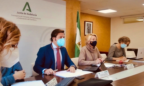 El Consorcio de Transporte potencia sus servicios a la Universidad desde el lunes