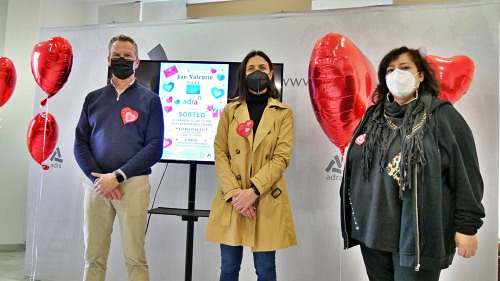 El comercio de Adra sortea tartas y cenas con motivo de San Valentín