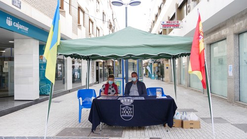 El Ayuntamiento de Adra facilita un punto de recogida de productos de ayuda a Ucrania