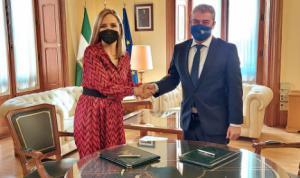 Junta y UAL firman un convenio para prácticas en la Delegación del Gobierno