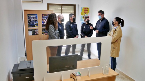 Policía Local de Adra estrena sala para atención “individualizada” a víctimas de violencia de género