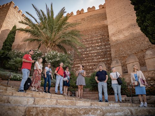Una delegación de Perú descubre el turismo sostenible de Almería