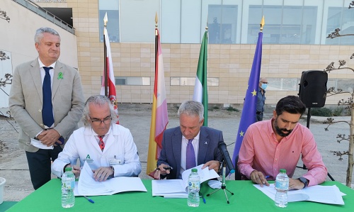 Firmada la construcción del edificio de Consultas Externas del Torrecárdenas