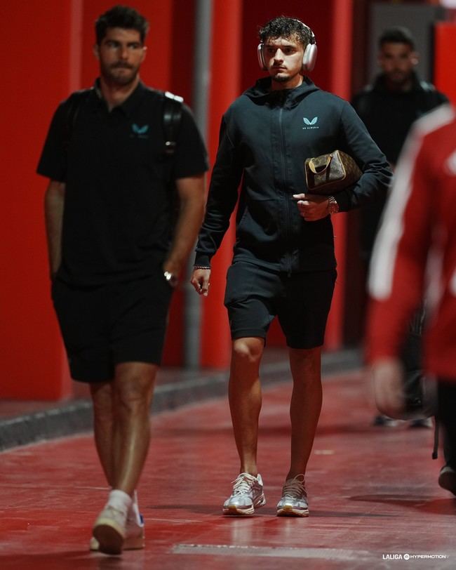 Almería retoma los entrenamientos tras el partido en Granada