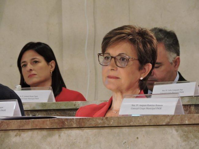 El PSOE denuncia que el Ayuntamiento está en manos de Aqualia
