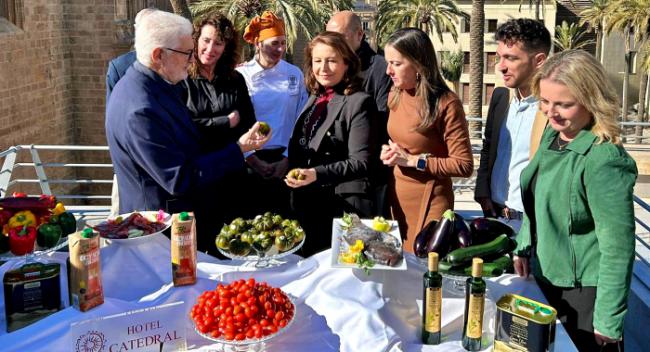 La Junta apuesta por el “binomio campo-mar” para ganar mercados internacionales