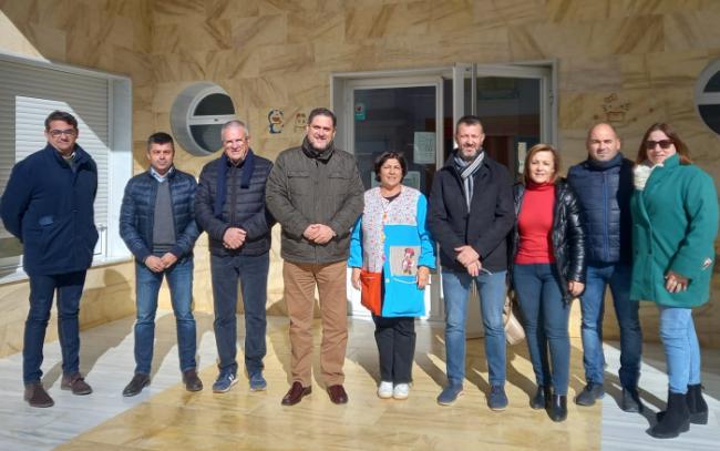 Alonso conoce de primera mano las necesidades educativas de Fines