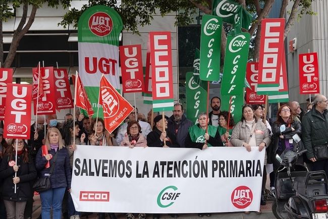 Movilización sindical pidiendo soluciones para Atención Primaria