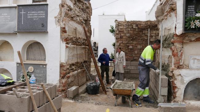 El Ayuntamiento de Adra mejora la accesibilidad del Cementerio
