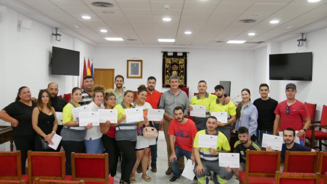 El Ayuntamiento de Adra entrega los diplomas del programa Empleo Joven