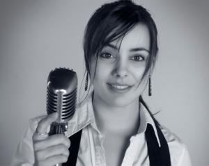 Adra recibe a Sol Ruel y su nuevo trabajo ‘En Clave de Sol’
