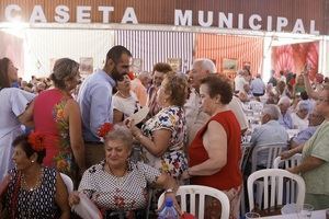 El alcalde, “orgulloso” de los mayores “participativos y colaboradores”