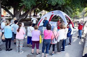 Los mayores caminan al ritmo de la Semana de la Movilidad