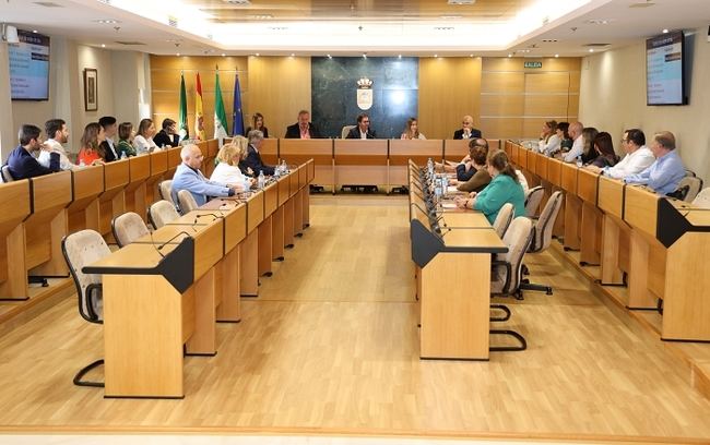 El PSOE tampoco apoya la moción contra la amnistía en El Ejido