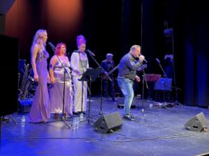 Las maravillosas voces de las ‘Divas del soul’ de Almería llenan el Día de la Mujer