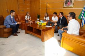 Alcalde de El Ejido recibe a alumnos del SEK Alborán rumbo al Mundial de Robótica