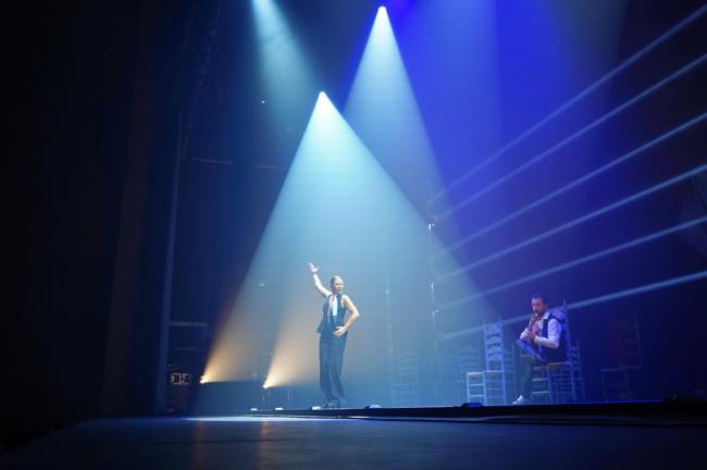 El ‘Vuela’ de Sara Baras emociona al público en El Ejido