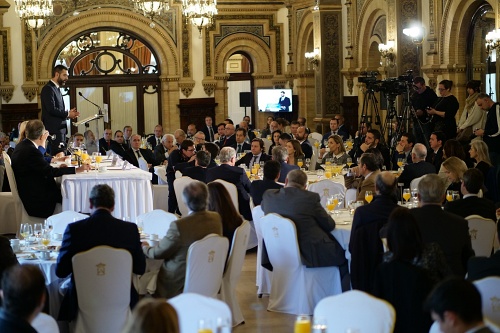 El alcalde reivindica el “protagonismo” de Almería en el “nuevo tiempo” de Andalucía