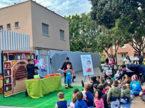 La magia del teatro llena el parque infantil de Nueva Andalucía
