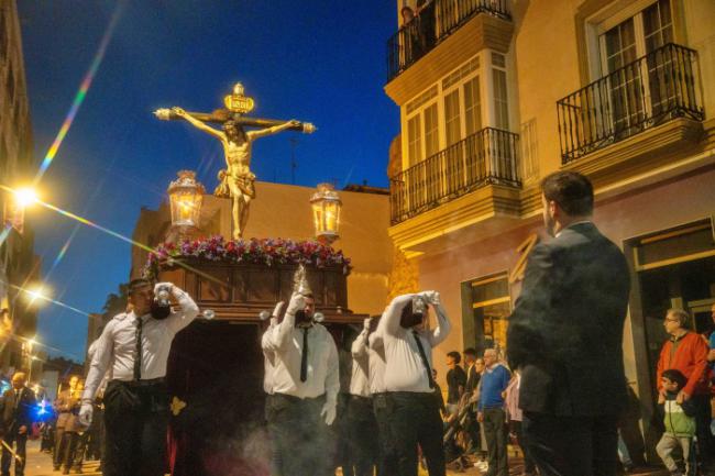 Adra venera al Santísimo Cristo de la Expiración y a María Santísima de los Dolores